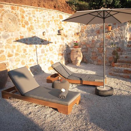 House Of Harmony Villa Kamisiana Exterior photo
