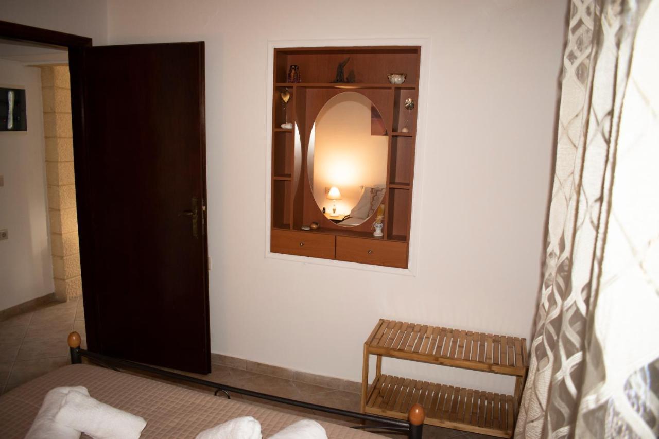 House Of Harmony Villa Kamisiana Exterior photo